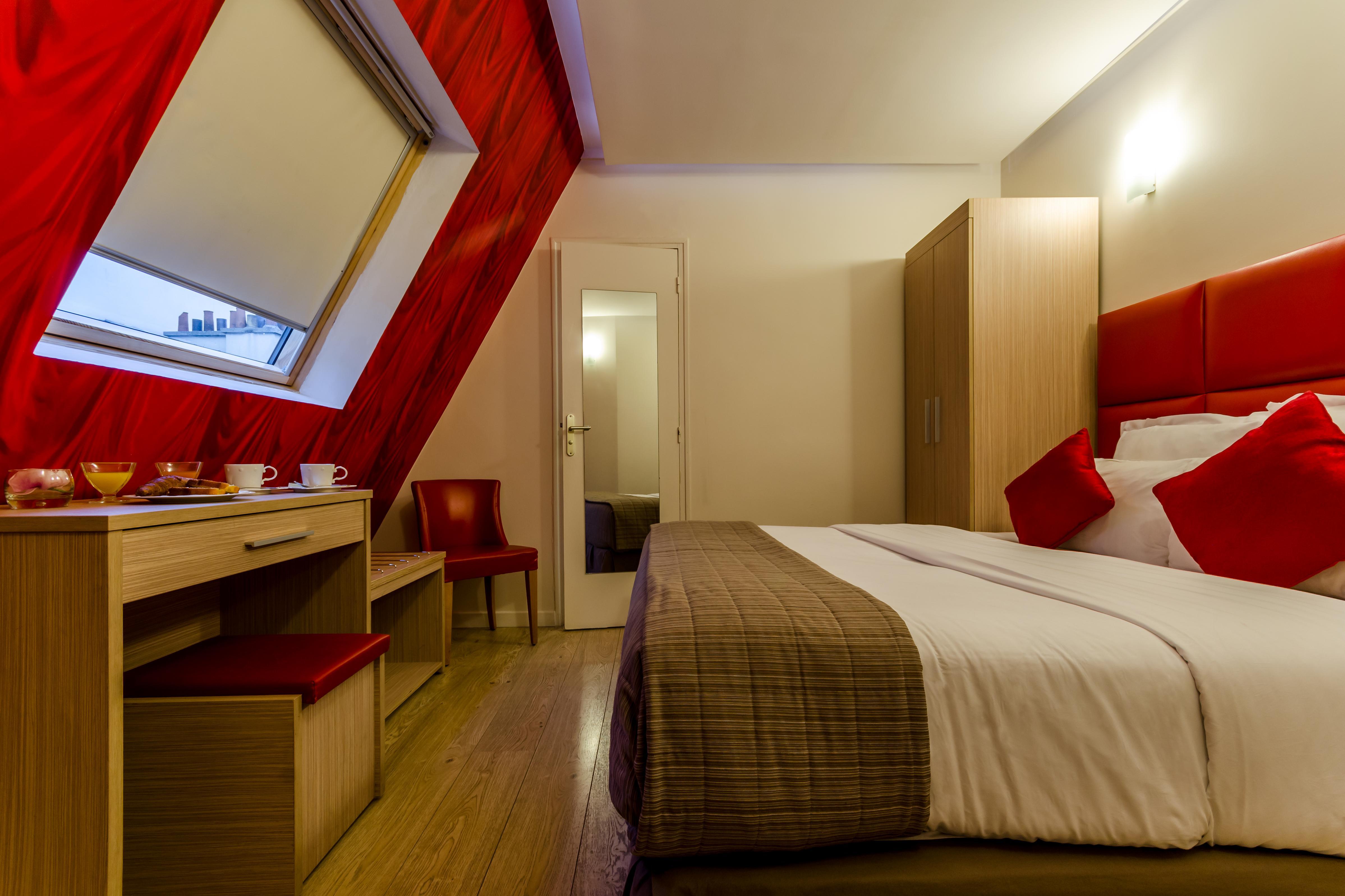 Hotel Riviera Renovated Paris Exteriör bild