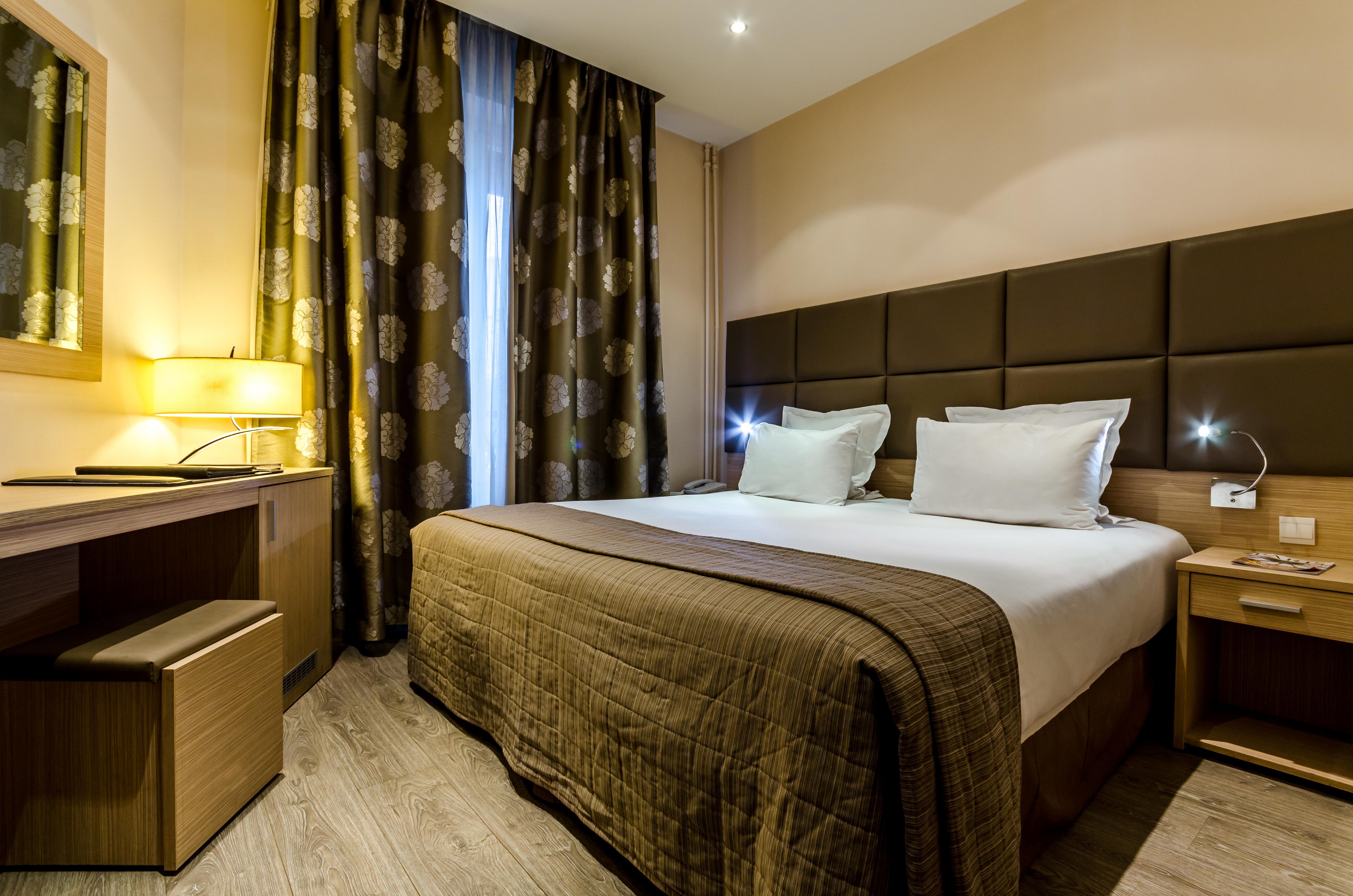 Hotel Riviera Renovated Paris Exteriör bild