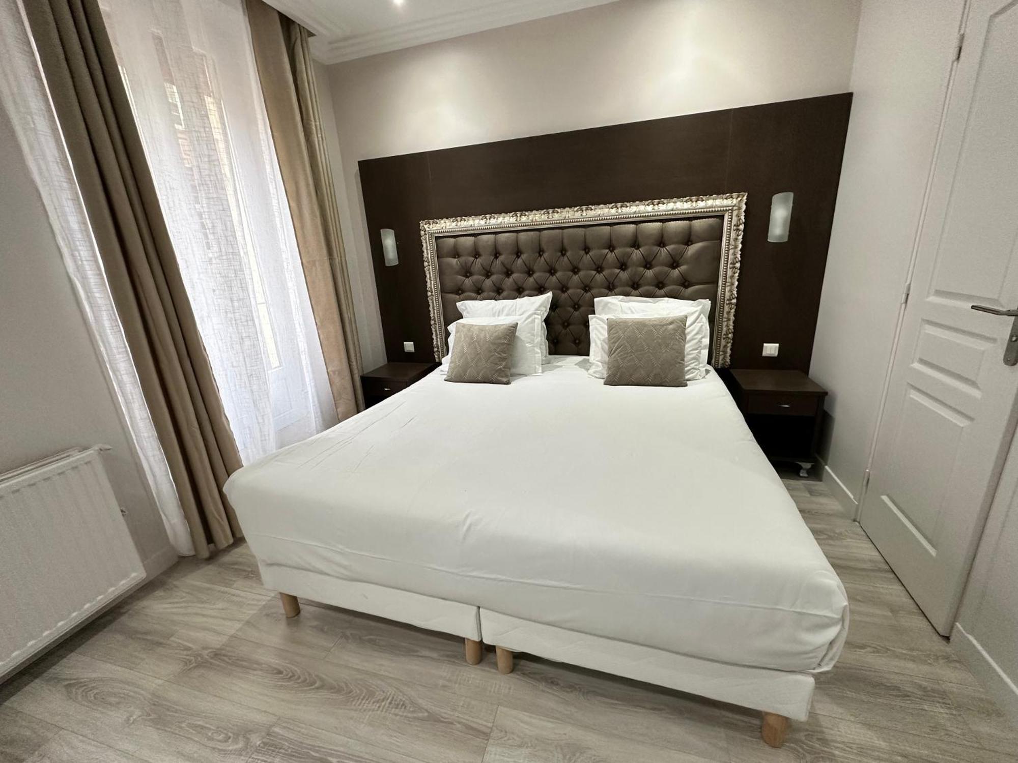 Hotel Riviera Renovated Paris Exteriör bild