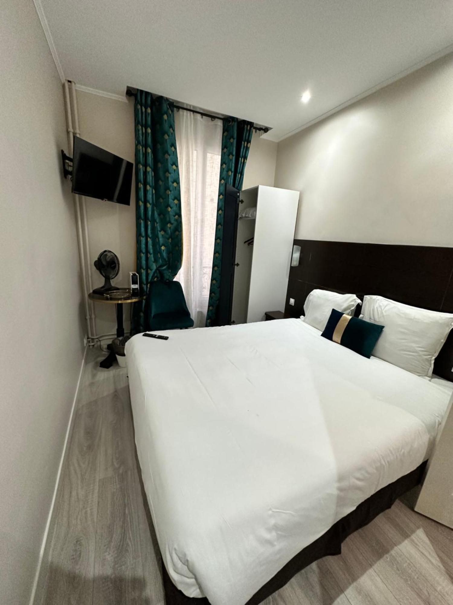Hotel Riviera Renovated Paris Exteriör bild