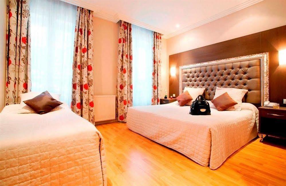 Hotel Riviera Renovated Paris Exteriör bild